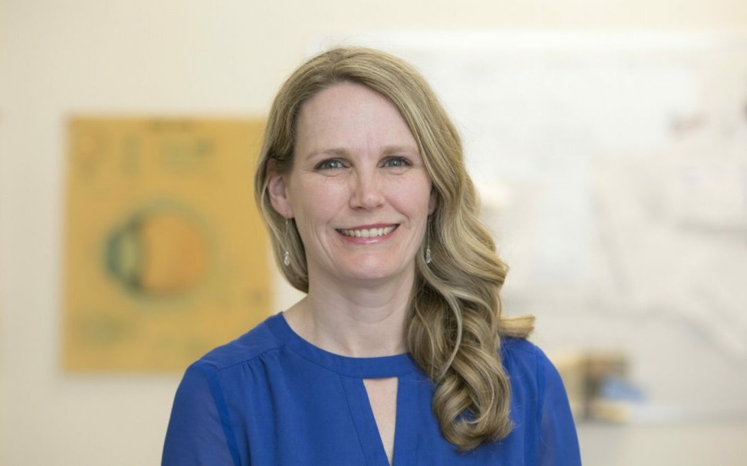 St. FX Psychology Professor and Department Chair Dr. Erin Austen named a recipient of the 3M National Teaching Fellowship