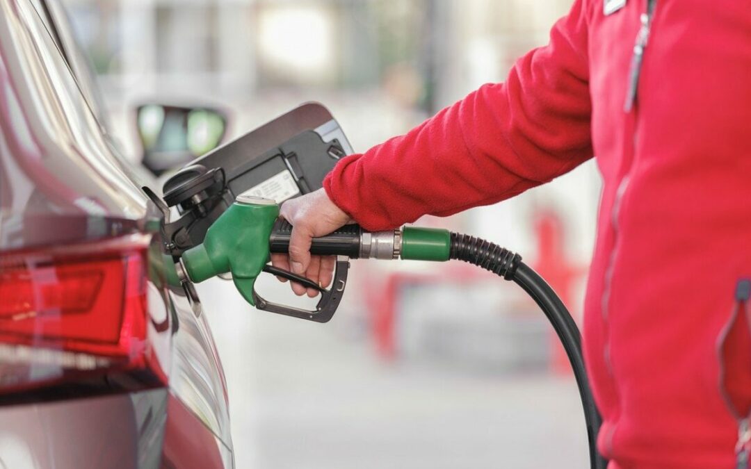 Gas prices drop slightly